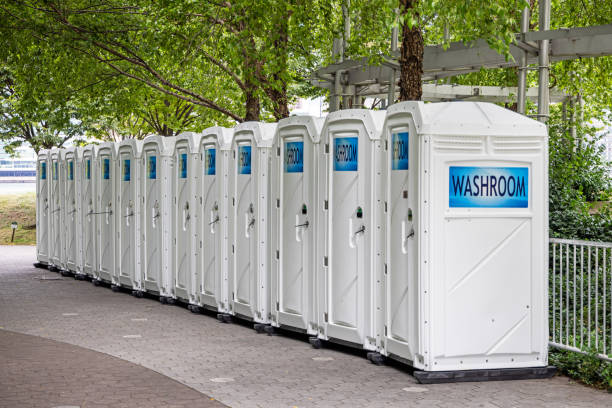 Best Portable restroom trailer rental  in Williamsburg, KY